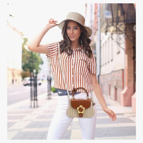 Small Top Handle Purse, Straw Crossbody Bag w/ Floral Buckle Detachable Strap 🆕 - Picture 6 of 7